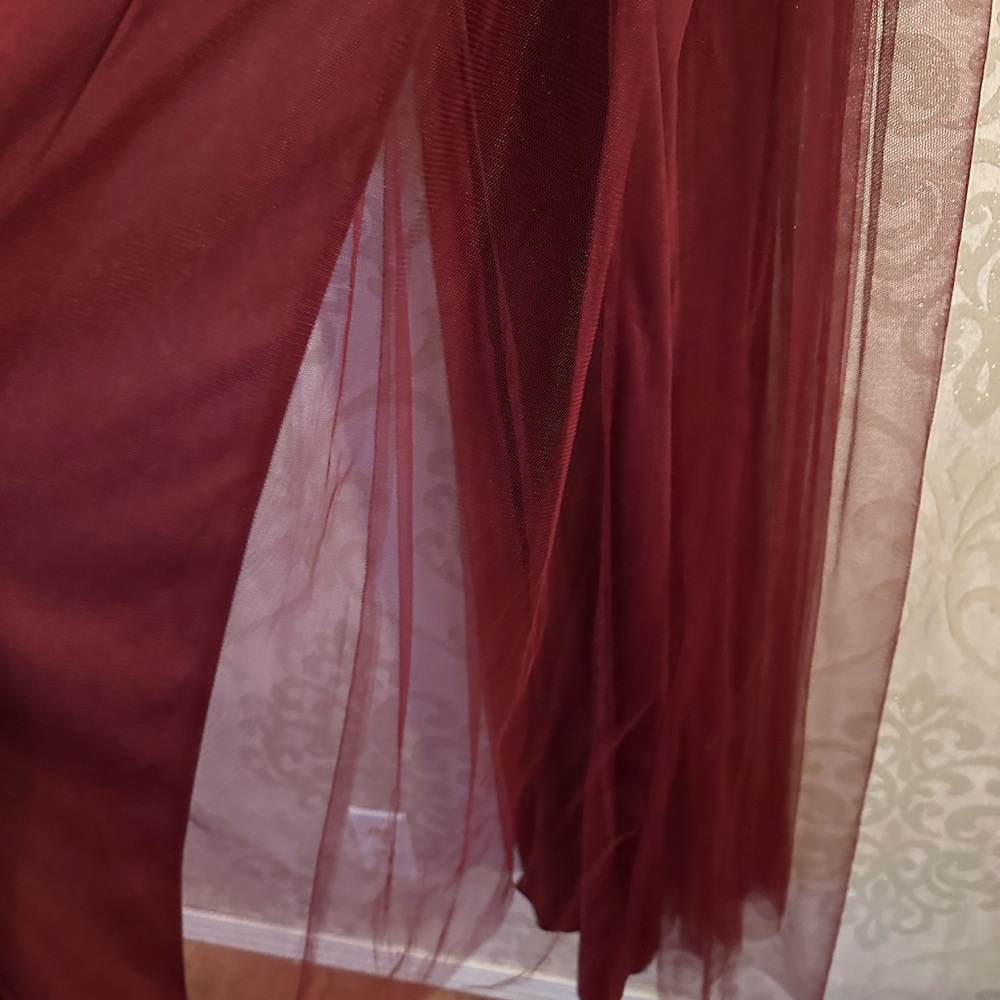 Lulu's Burgundy Rare Beauty Burgundy Tulle Backless Maxi Dress 1X - Picture 13 of 14